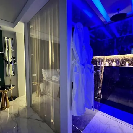 Redavid Dimora Di Charme Bed and Breakfast 4*