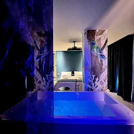 Redavid Dimora Di Charme Bed and Breakfast 4*